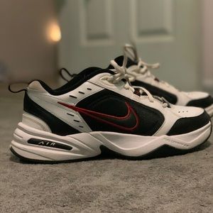 Nike Air Monarch IV